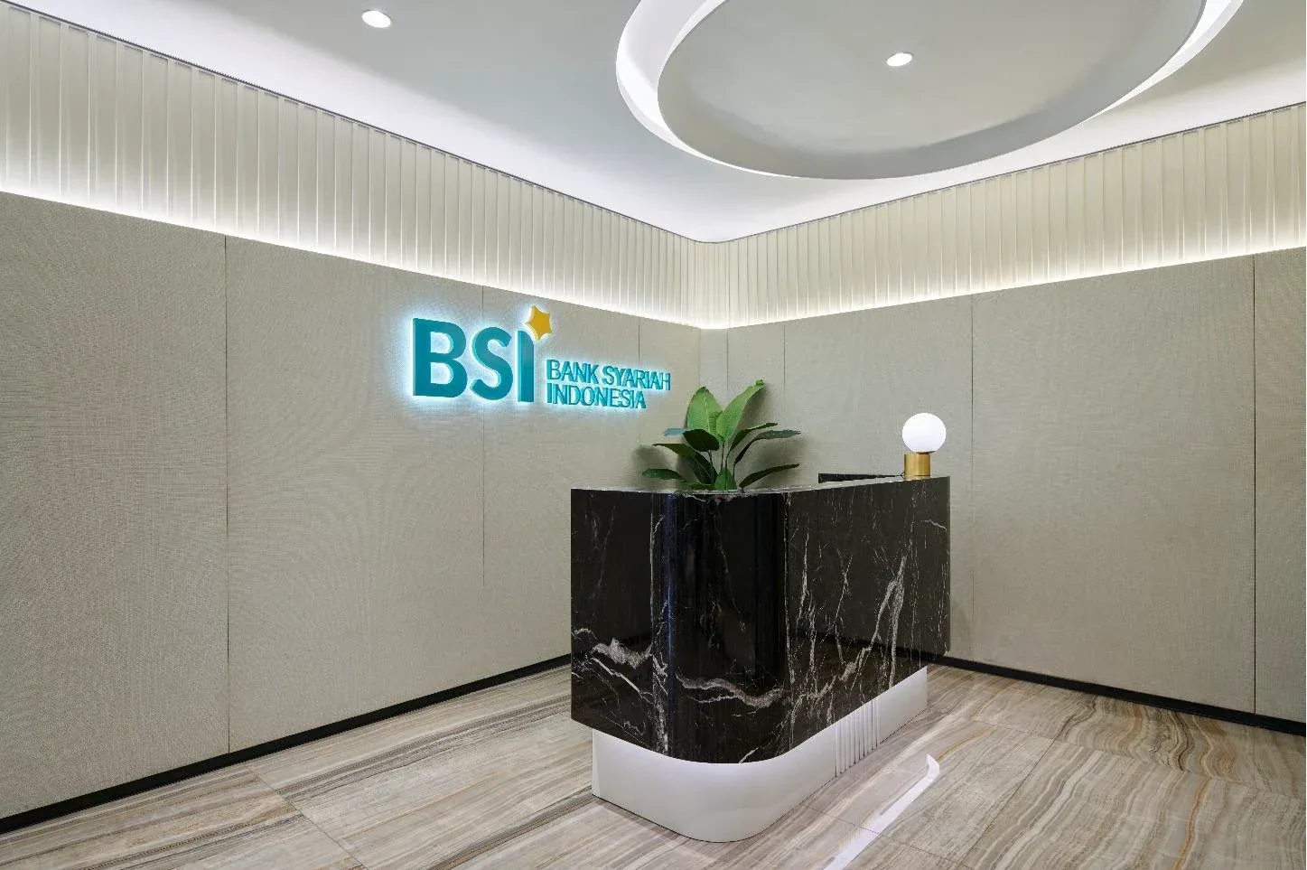Bank Syariah Indonesia — Suasana tempat kerja