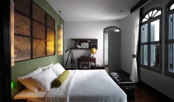 ON ON Hotel — Interior dan detail material